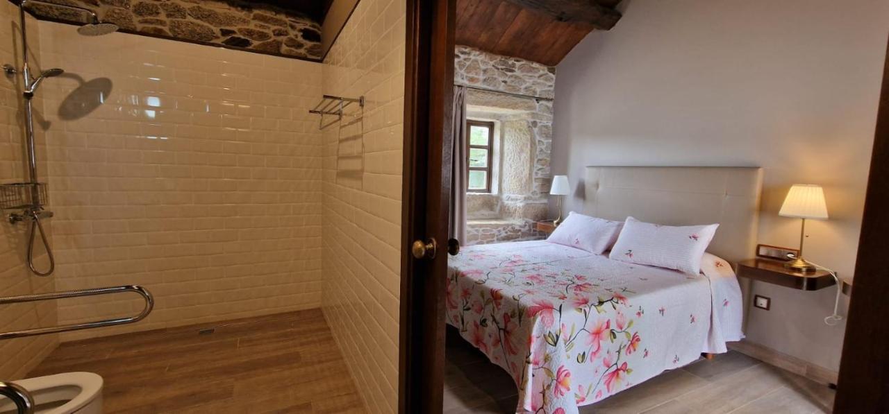 Habitaciones La Cuevona De Guitiriz Lugo Kültér fotó