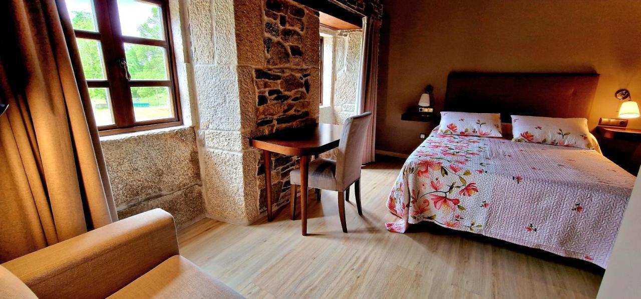 Habitaciones La Cuevona De Guitiriz Lugo Kültér fotó